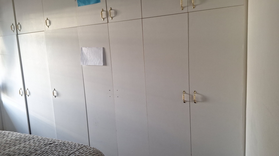5 Bedroom Property for Sale in Retreat Western Cape